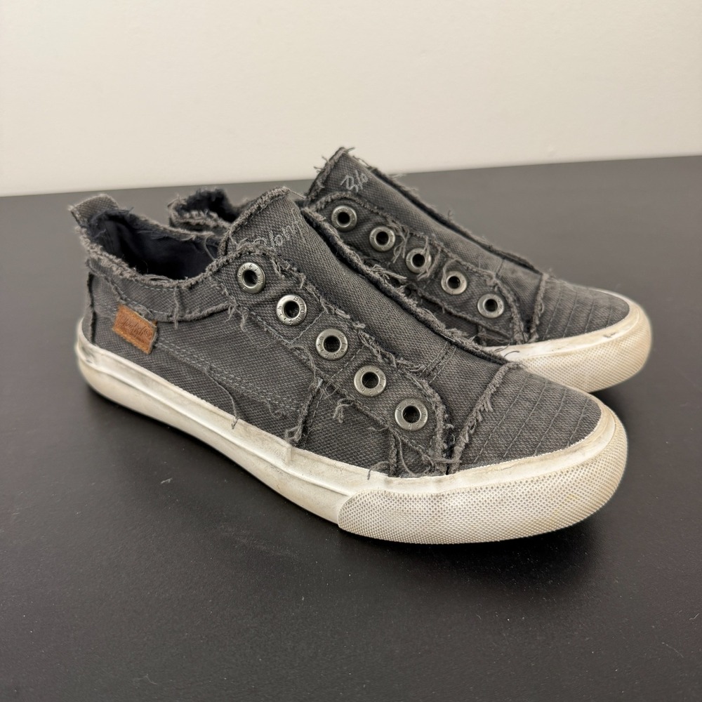 Blowfish Malibu Play Sneakers Women 7.5/8 Black Canvas Distressed Casual Slip On - Picture 3 of 12